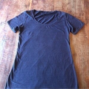 Lululemon Athletica Purple Black Striped T-Shirt Athletic Top